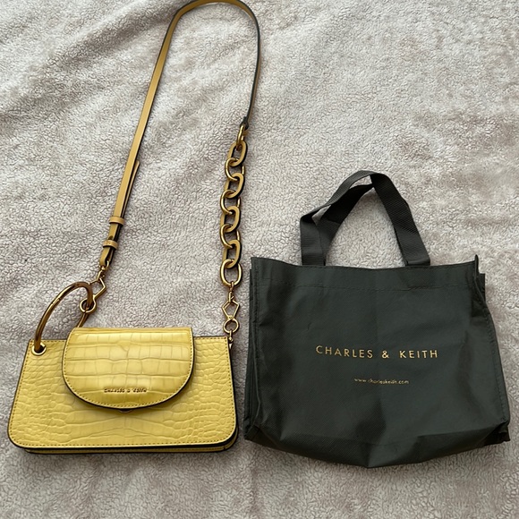 Charles & Keith Handbags - Charles & keith shoulder bag cute